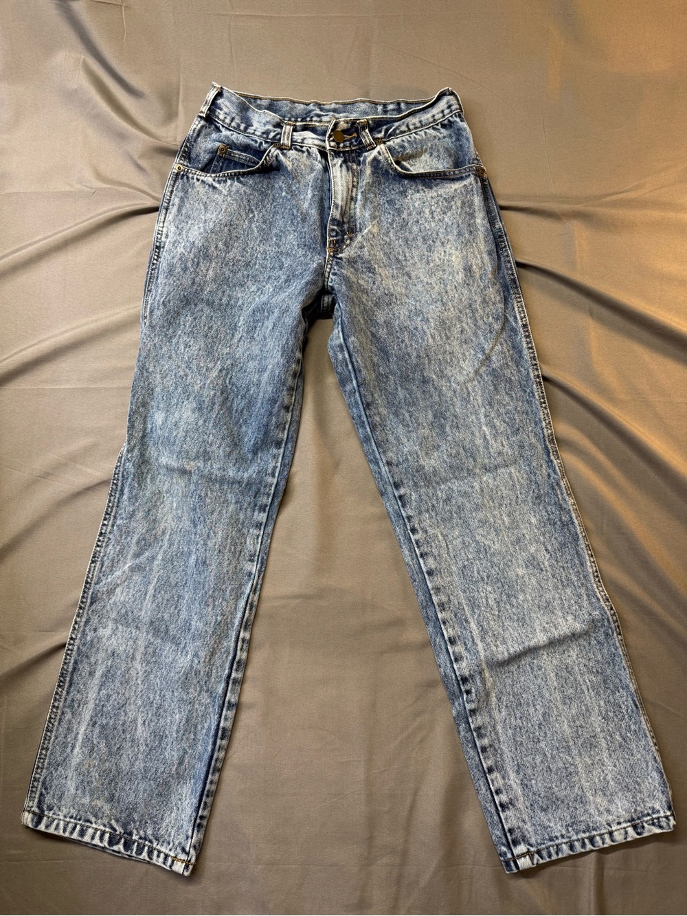 Men's Straight Jeans in Light Stonewash Blue